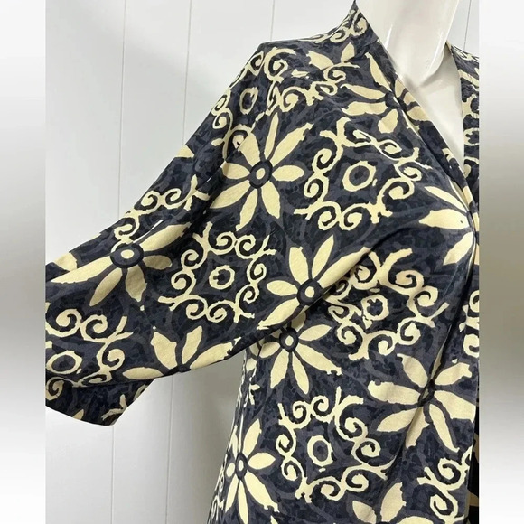 Lularoe Floral Gray Yellow Lindsey Shrug Sweater Cardigan Sz S Dolma… - Picture 4 of 8
